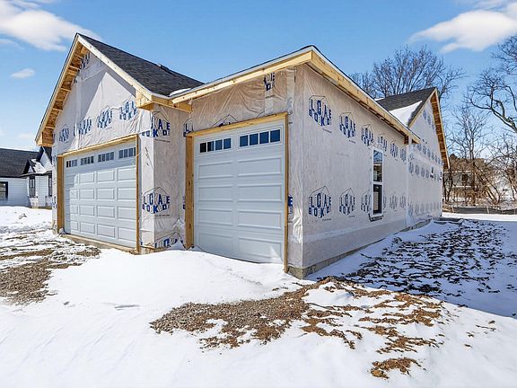 3rd image of 4255 Huntinghorne Dr