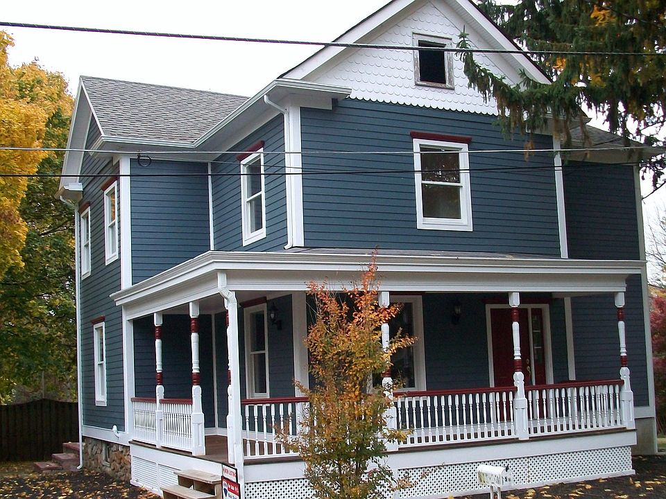 Wrap around rocking chair front porch