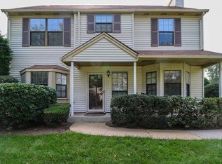 1301 Maplecrest Rd, Edison, NJ 08820