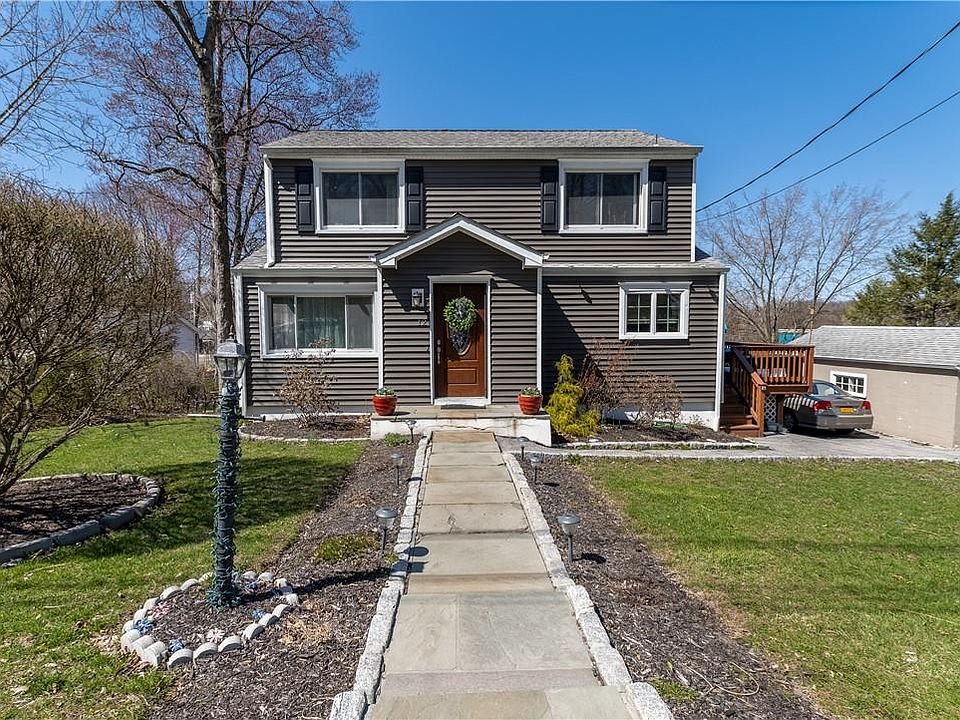 1st image of 12 Highland Drive