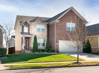 2422 Patchen Wilkes Dr, Lexington, KY 40509