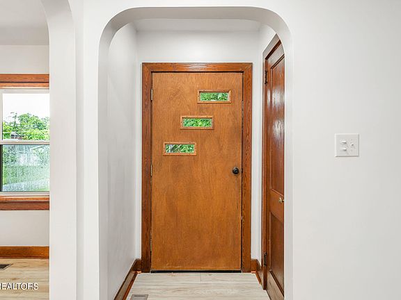 3rd image of 5913 Nature Ln