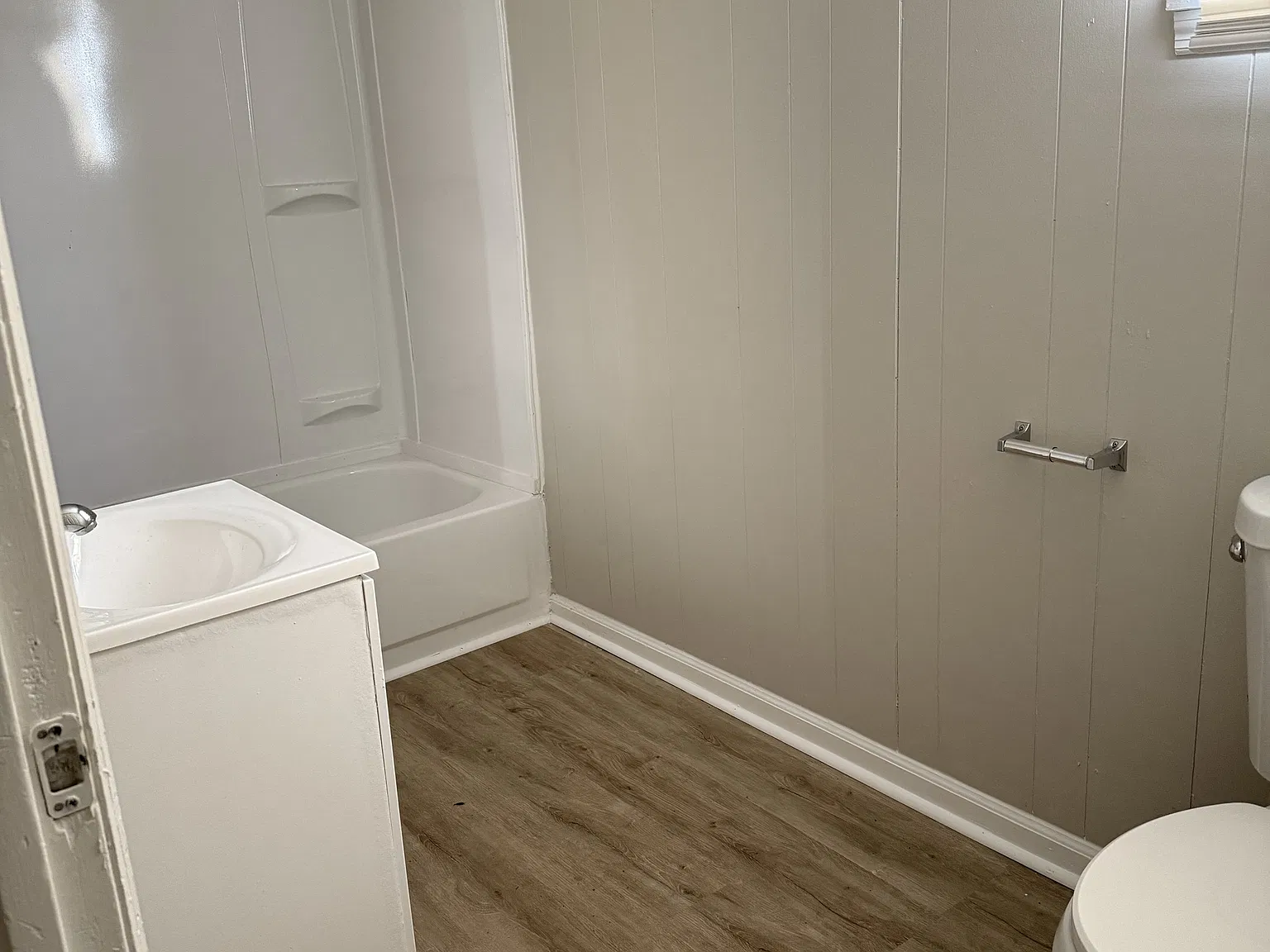 101 Brown Street - 1 — Photo 4