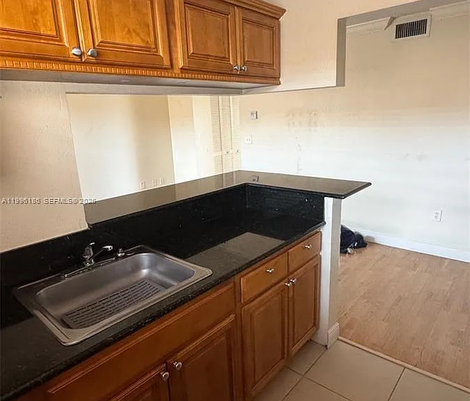 2441 SW 31st Ave #303 — Photo 7