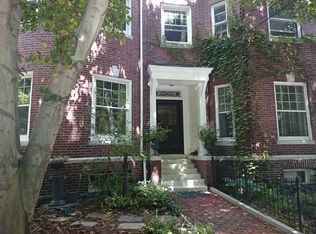 76 Monmouth St, Brookline, MA 02446