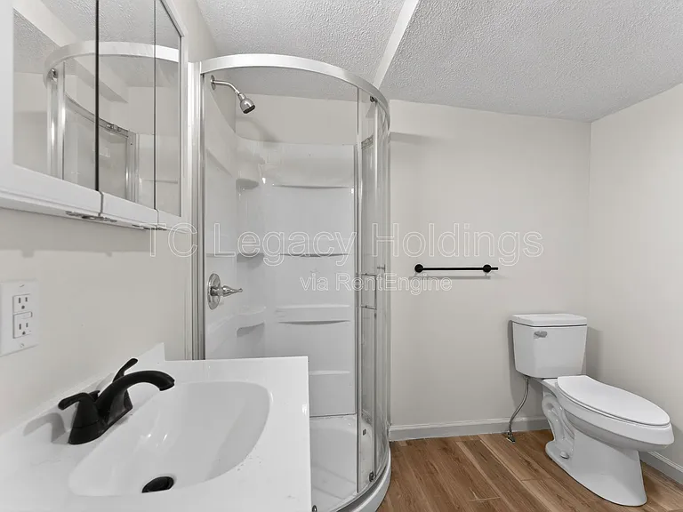 44 Holbert Ave — Photo 33