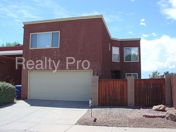 1st image of 7917 Cockatoo Ln NE