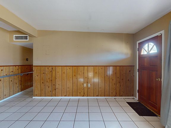 4th image of 10208 Shenandoah St