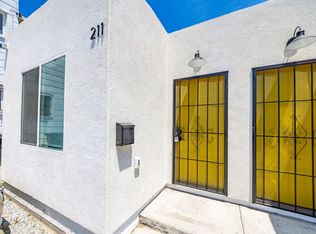 211 E 47th St #211, Los Angeles, CA 90011