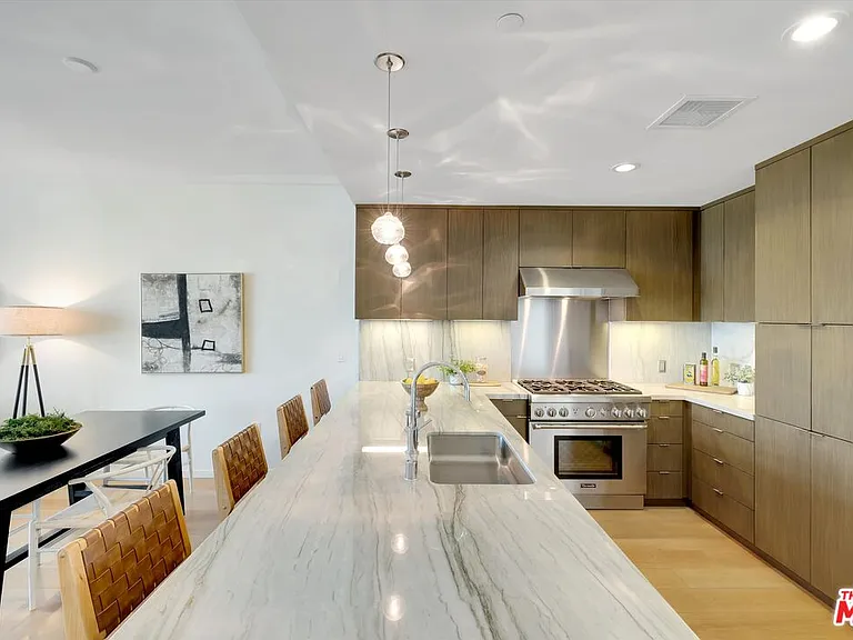 1705 Ocean Ave #502 — Photo 14