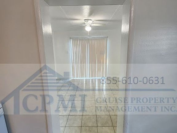 4th image of 624 NE 7th Ave APT 5