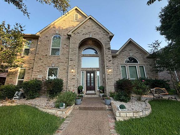 2nd image of 5513 Deer Brook Rd