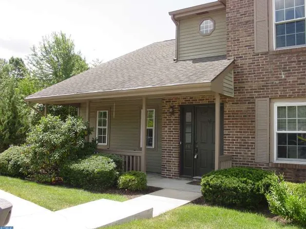 16 Hancock Ct #916, East Windsor, NJ 08520
