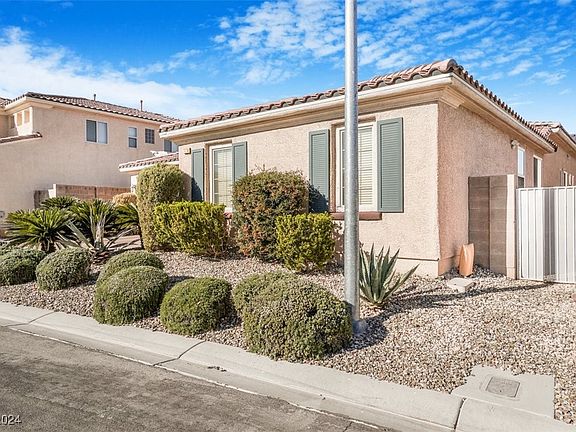 2nd image of 7108 Horseshoe Cliff Ave