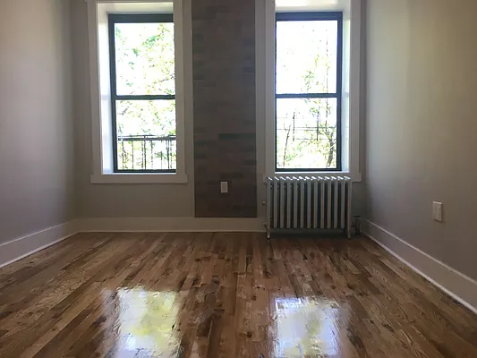 Rented by Lang Realty LLC | media 3