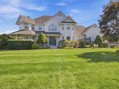 5 Old Neck Ct, Manorville, NY, 11949