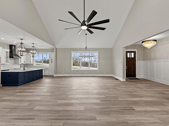 4th image of 604 Persimmon Ridge Trl