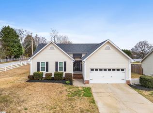 1 Frostberry Ct, Fountain Inn, SC 29644
