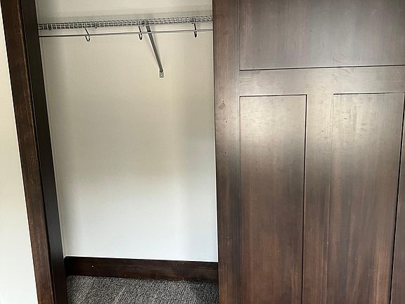 4th image of 722 N Superior St APT 102