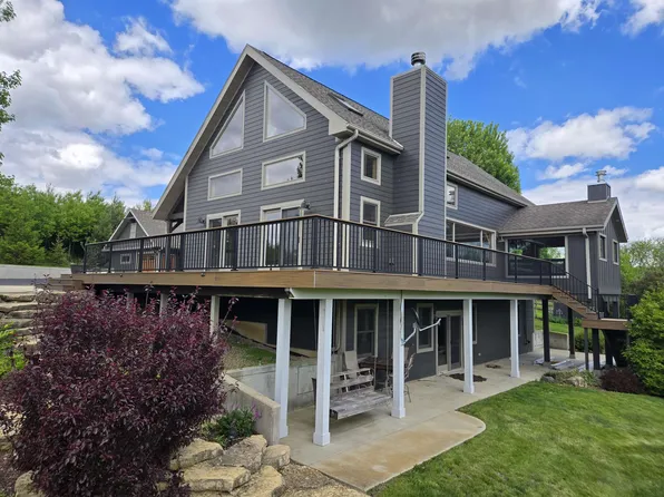4845 N Hacker Rd, Apple River, IL 61001