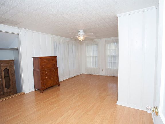 4th image of 719 N 21st St