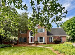 1465 Porch Swing Ln, Matthews, NC 28104