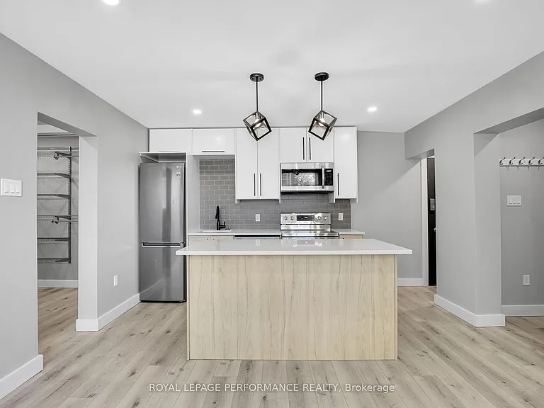695 Morgan St #2 — Photo 6