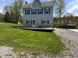 98 Alexander Rd, Madera, PA 16661