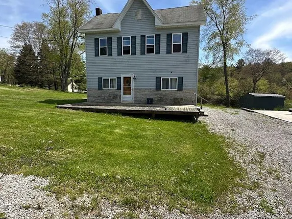 98 Alexander Rd, Madera, PA 16661