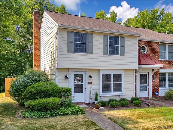 3rd image of 9414 Tracey Lynne Cir