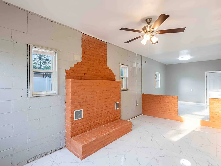 2013 Ronald Ln — Photo 21