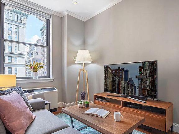 2nd image of 488 7th Ave #6L
