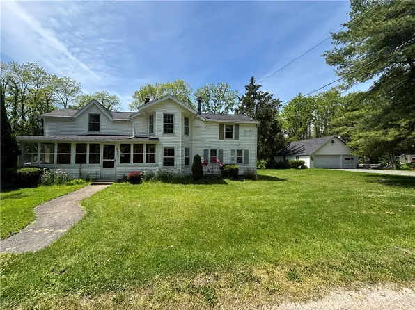 2901 & 2931 Cambier Rd, Newark, NY 14513