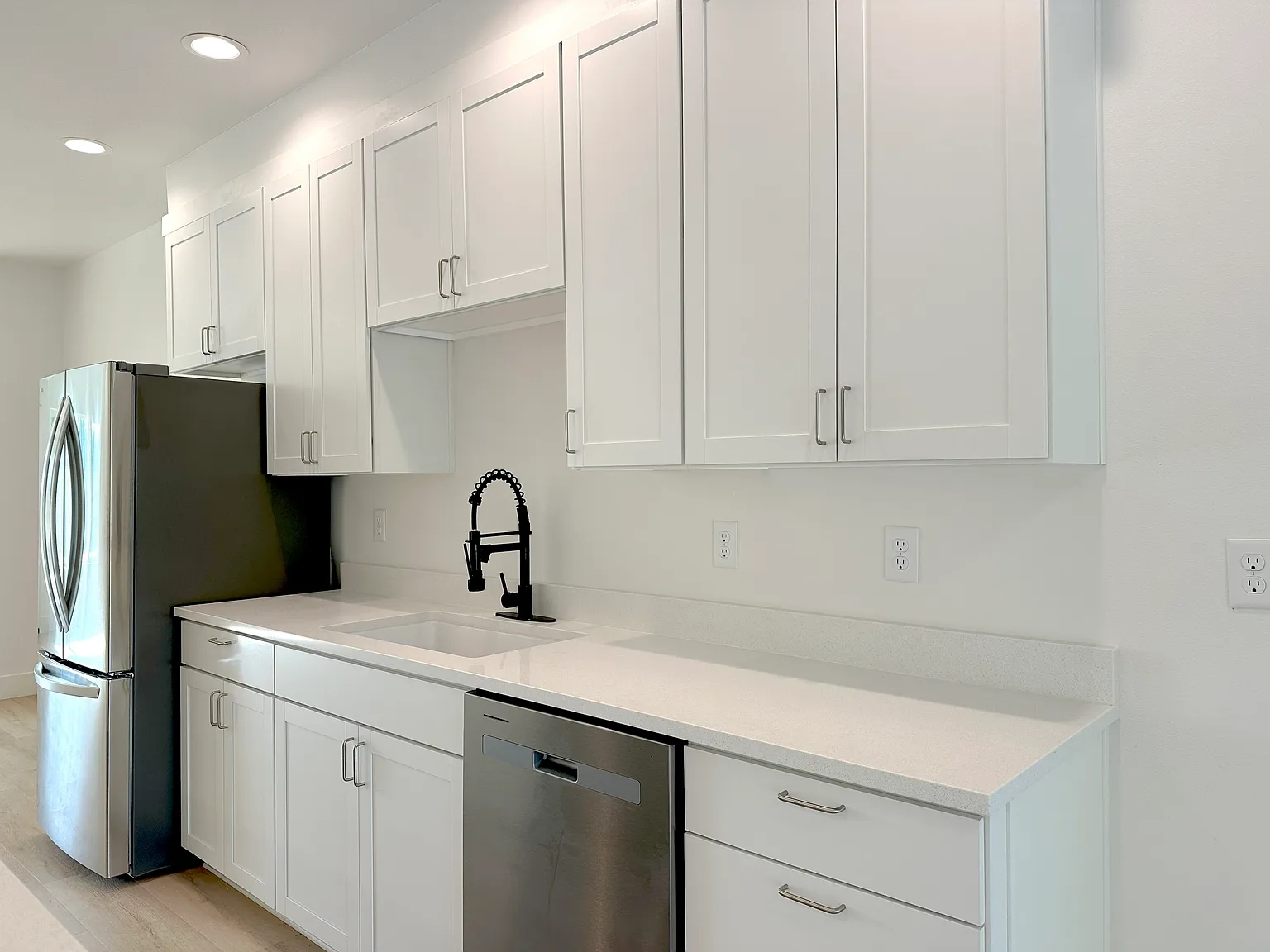 2 bed, 1782 sqft, $2,500 — Photo 2