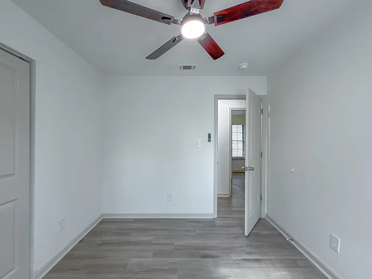 2059 Little River Ln — Photo 12