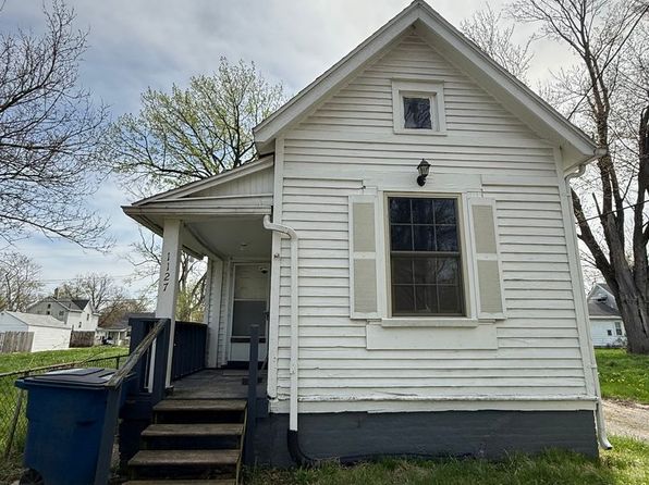 1127 Harding Dr