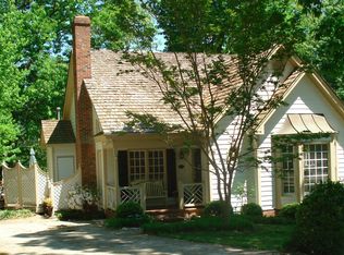 2208 Middlefield Ct, Raleigh, NC 27615