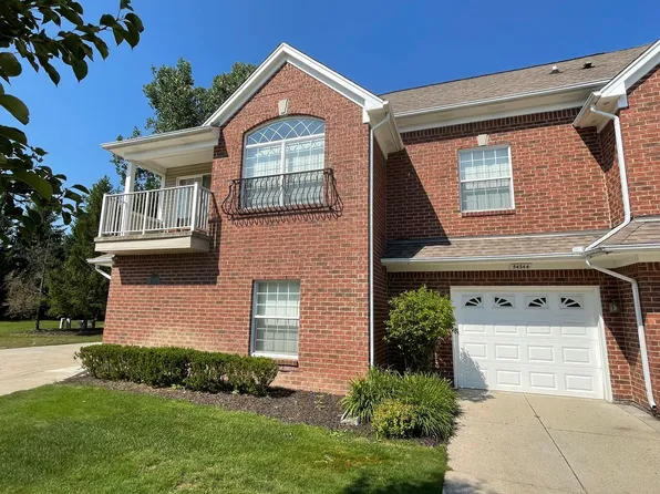 54344 E Annsbury Cir #10-3, Utica, MI 48316
