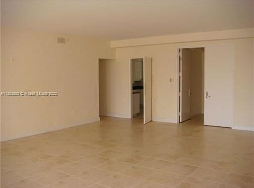 5th image of 737 Crandon Blvd APT 201