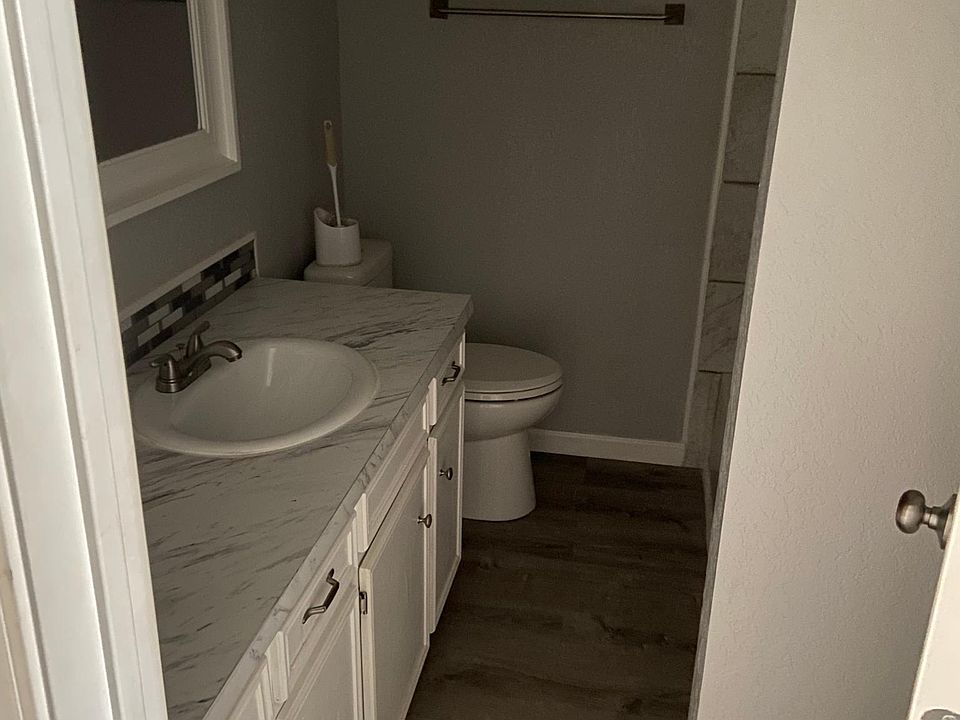 2nd image of 575 E Ambler Ave