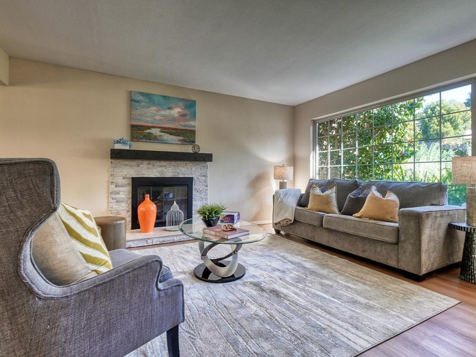 1st image of 331 San Carlos Ave