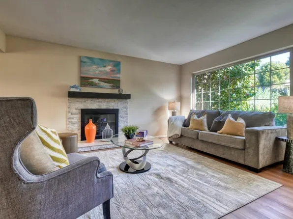 331 San Carlos Ave, El Granada, CA 94018