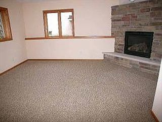 5th image of 606 1st Ave N