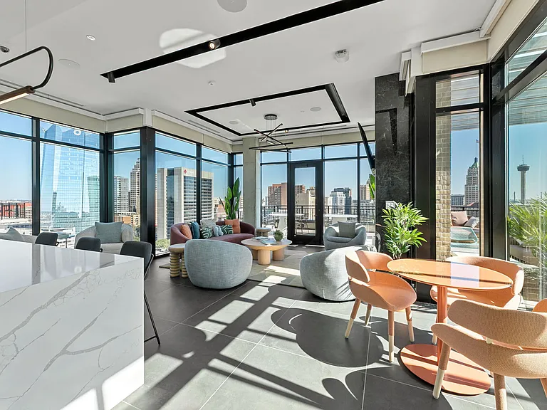 The Continental Residences — Photo 14