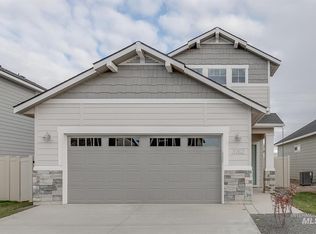 1747 N Crystal Cove Ave, Meridian, ID 83646