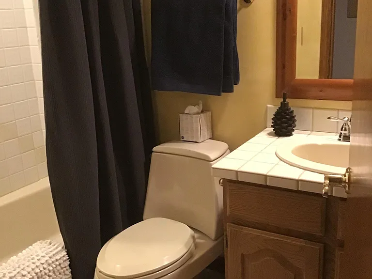 1280B Riverside Dr #B — Photo 10