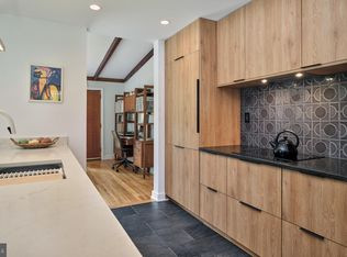 3340 Masons Mill Rd, Huntingdon Valley, PA 19006