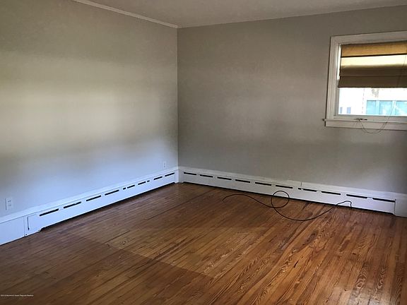 4th image of 1224 Commonwealth Blvd