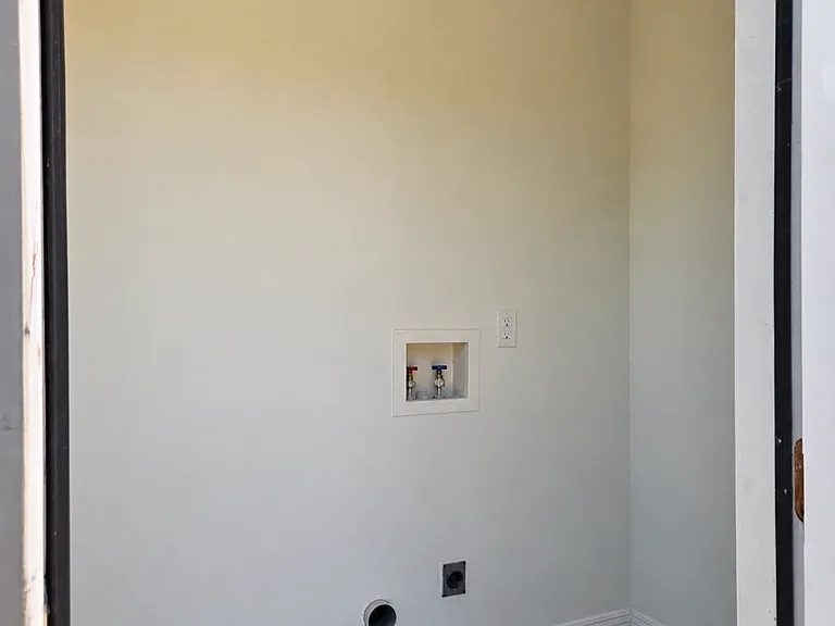 3933 Severance Ave #1/2 — Photo 8