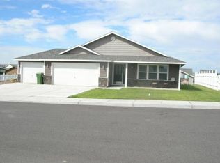 4116 Bond Ln, Pasco, WA 99301